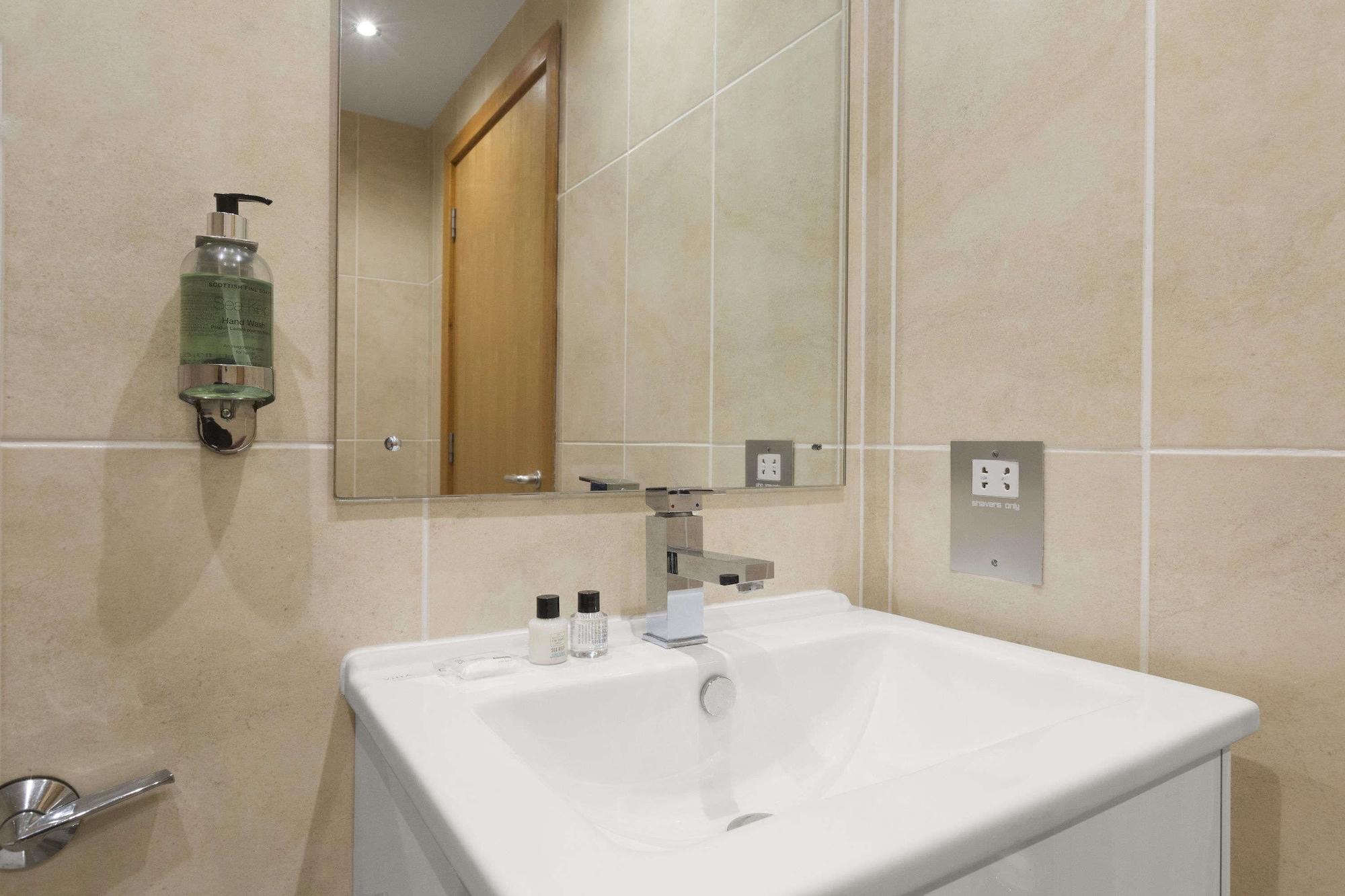 Отель Ramada Ironbridge